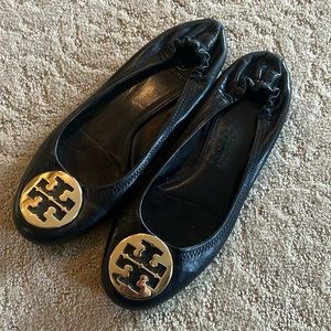Tory Burch black leather flats